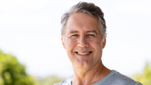 SMILE-vs.-LASIK-Whats-the-Difference-Between-These-Two SMILE vs. LASIK - What’s the Difference Between These Two